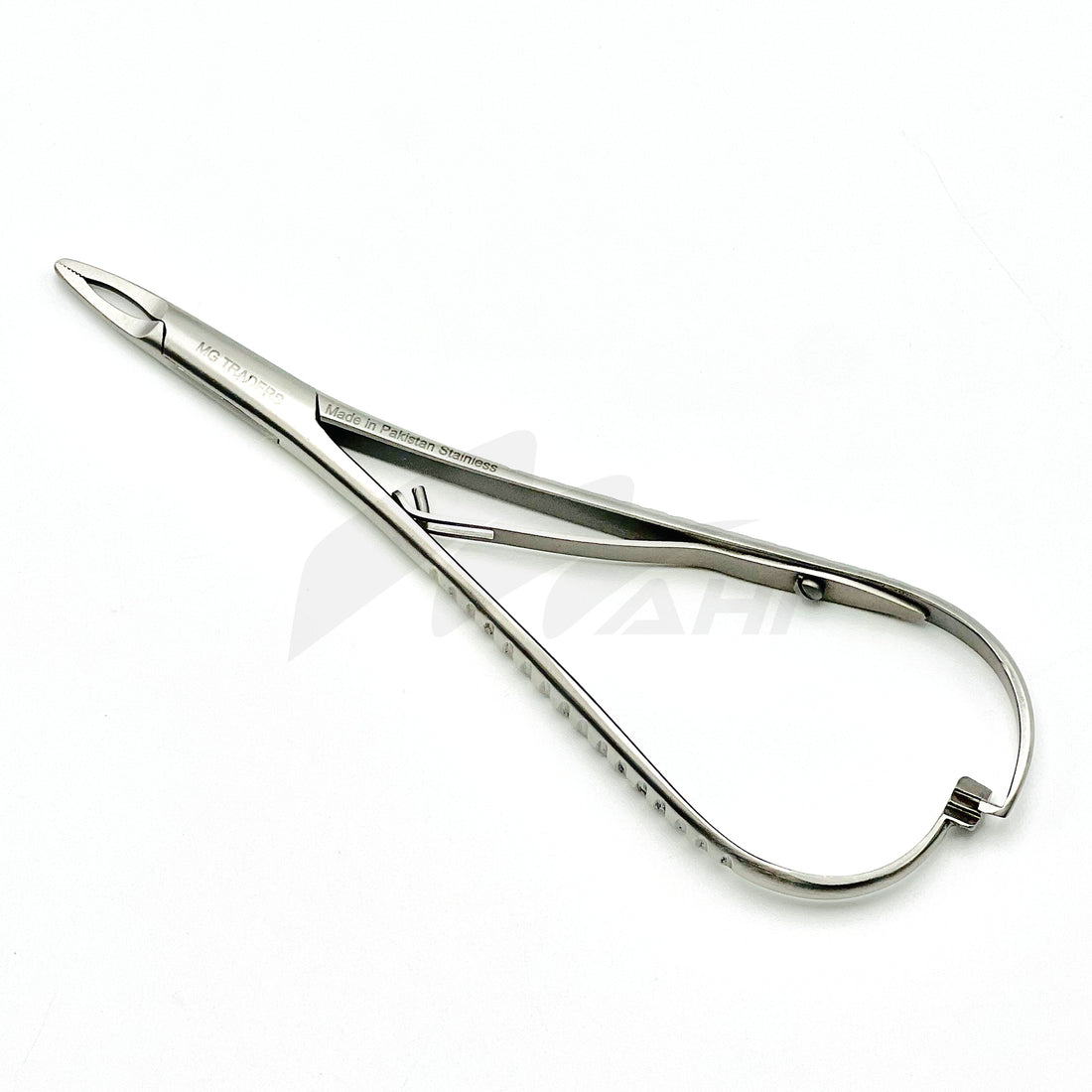 <b>MGD 341</b><br>Mathieu Needle Holder 14cm – German Stainless Steel