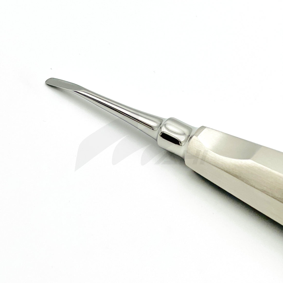 <b>MGD 216</b><br> Elevators & Luxator  4mm Point Curved German Stainless Steel
