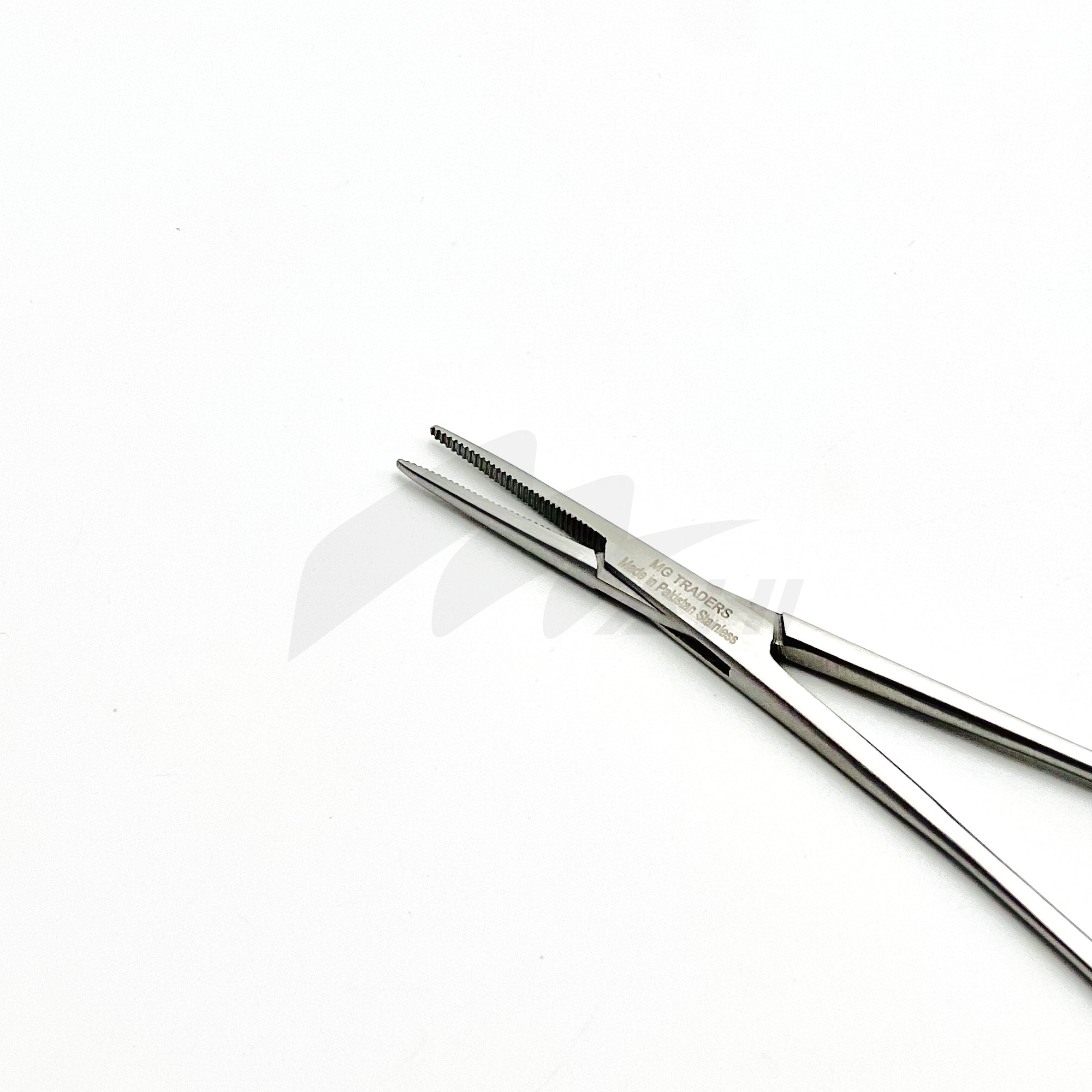 <b>MGD 384 </b><br> Mosquito Forceps Curved 13cm – German Stainless Steel