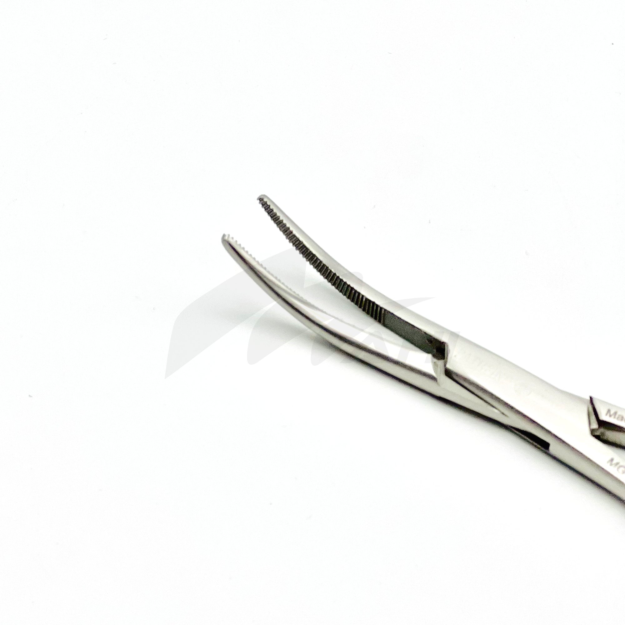 <b>MGS 298</b><br> Hemostats Kelly Forceps Curved 16cm – German Stainless Steel