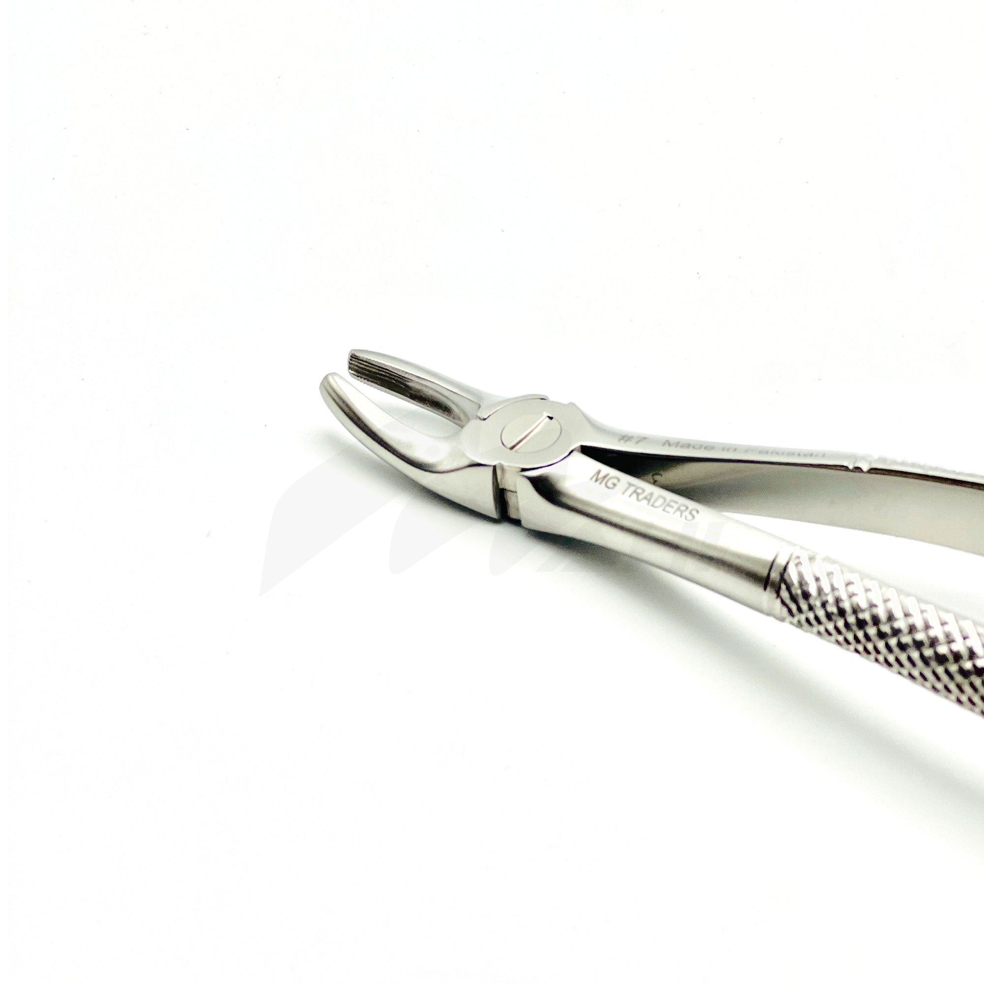 <b>MGD 102</b><br> Extracting Forceps no.7  Upper Pre Molars German Stainless Steel