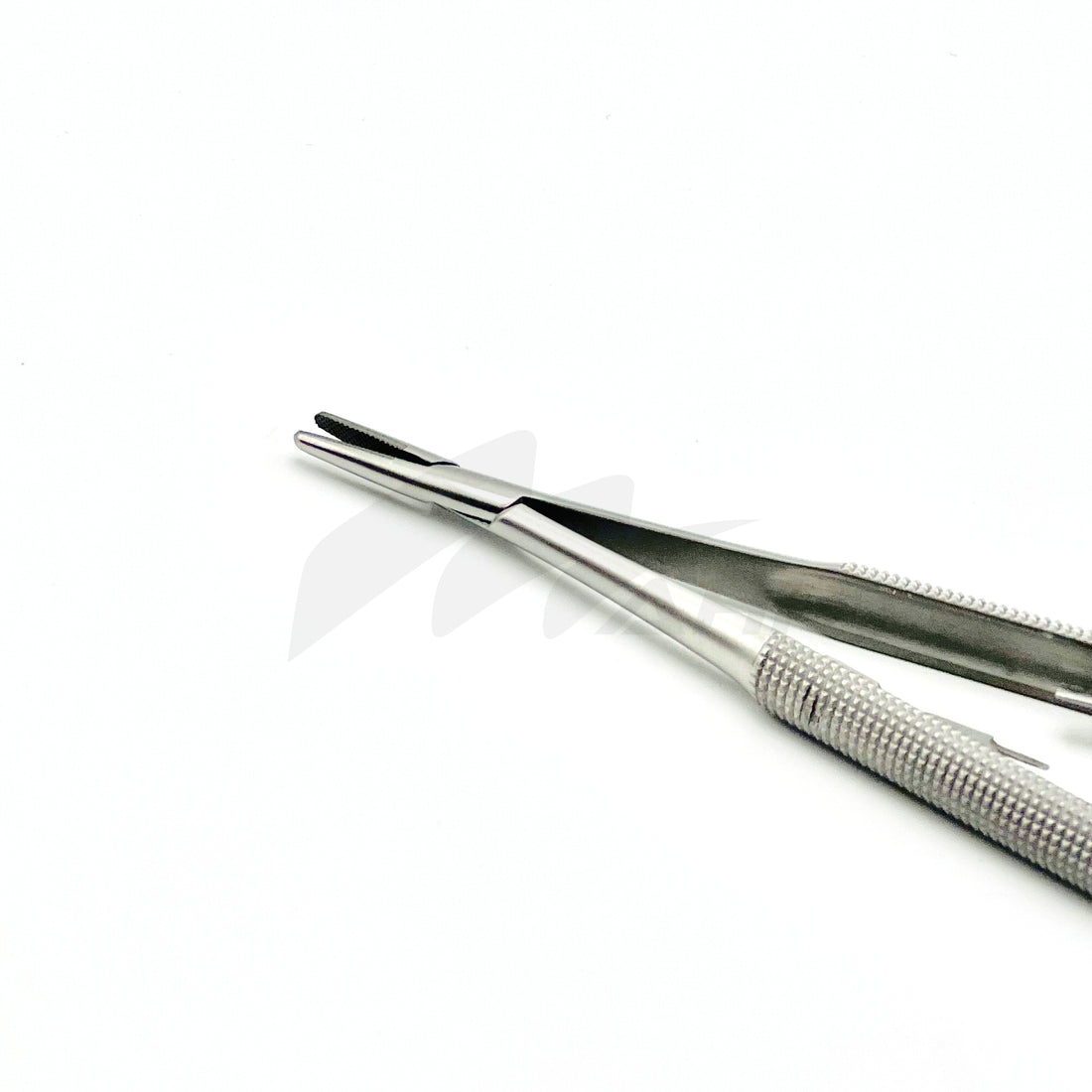 <b>MGD 332 </b><br> TC Castroviejo Needle Holder Flat Handle 14cm Straight – German Stainless Steel