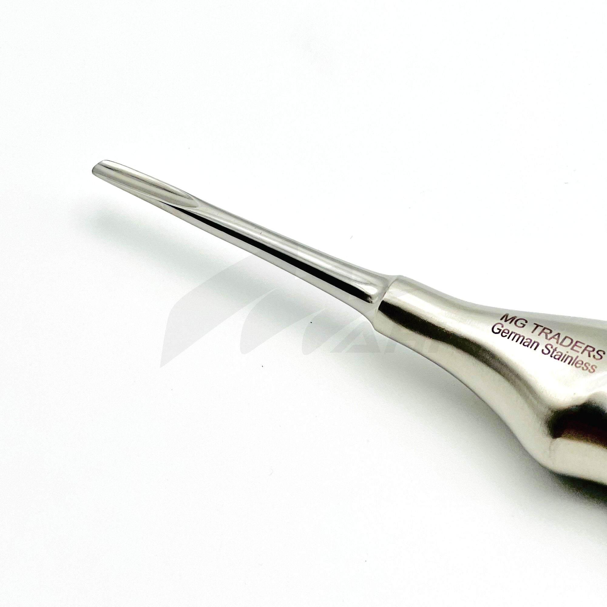 <b>MGD 227</b><br> Roots Elevators  Bein Round Straight 4mm German Stainless Steel