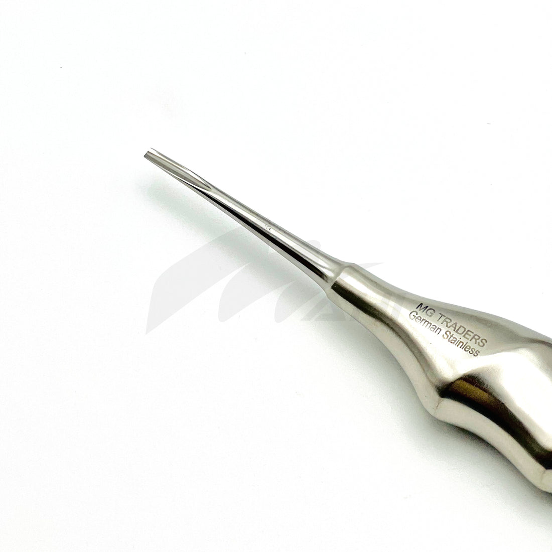 <b>MGD 206</b><br> Roots Elevators Coupland Gouge Straight German Stainless Steel